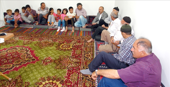 Köy Halkına Sarıkız´ Anlatıldı