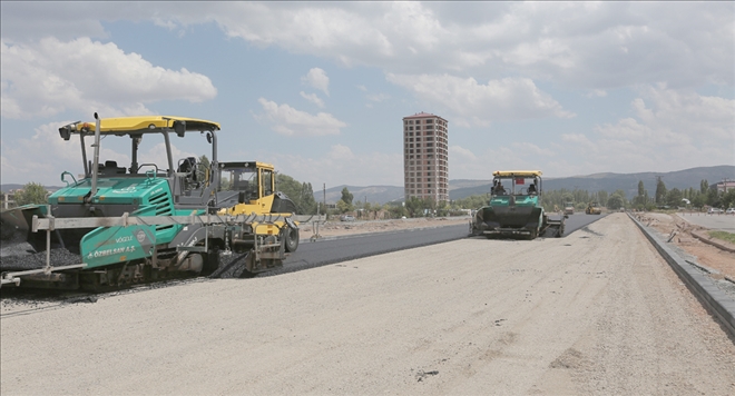 Asfaltlama Çalışmaları Başladı