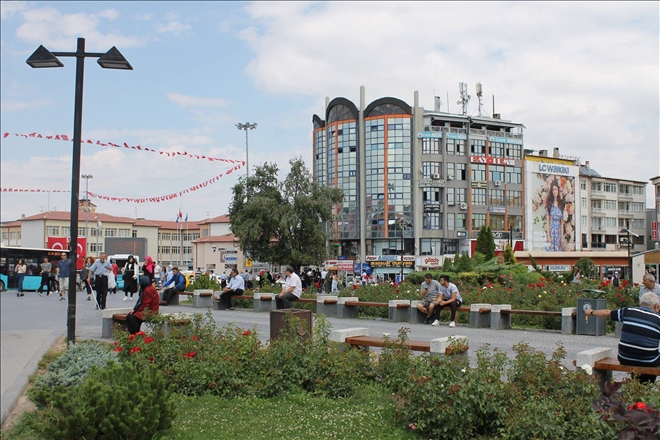 4 Bin 790 Yabancı Uyruklu Bulunuyor