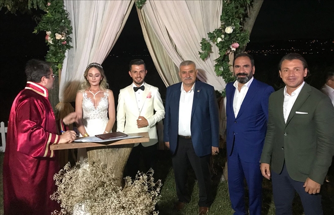 Emre Kılınç Dünya Evine Girdi