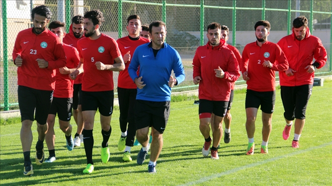 Belediyespor Sivas´ta Topbaşı Yaptı