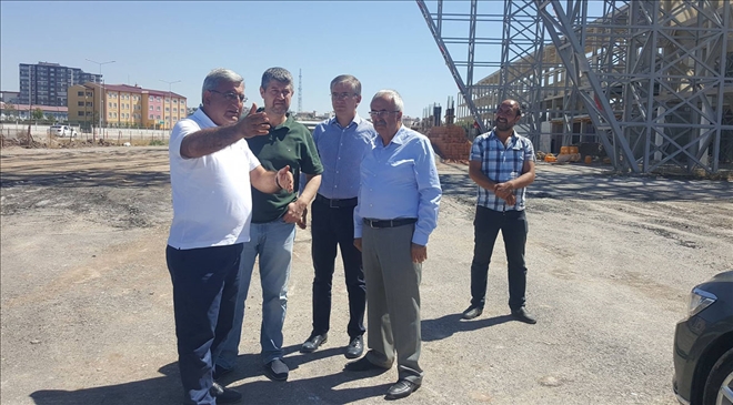 Soluk Fuar Alanını Gezdi