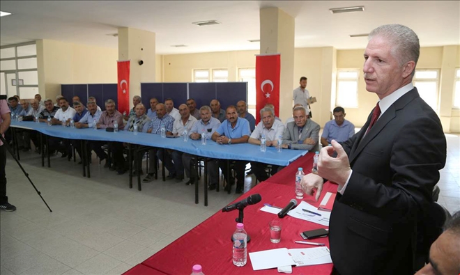 Vatandaşın Ayağını Çamurdan Kurtaracağız