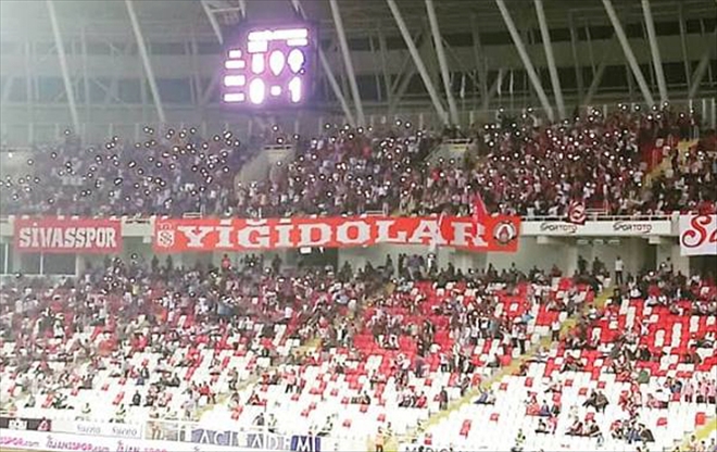 Taraftarlardan Takıma Tepki!