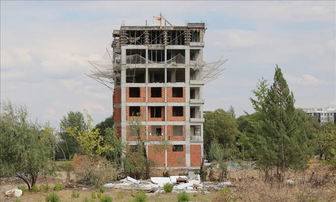 Sivas´ta İnşaattan Düşen İşçi Öldü