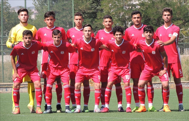 Alt Yapı Mağlubiyetle Döndü