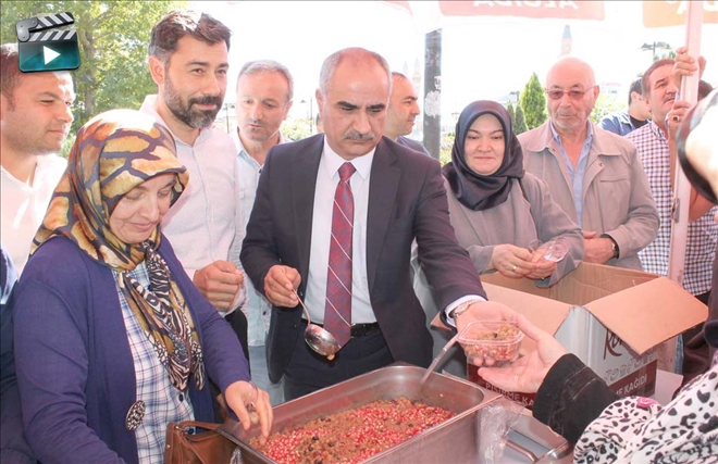 AK Parti Aşure Dağıttı--Video