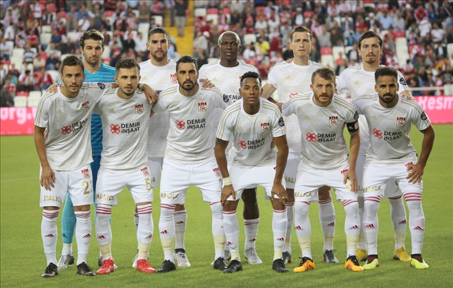 Sivasspor´a ve Belediyespor´a Ulusal Lisans Verildi