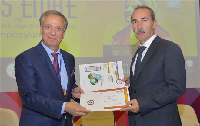 Rektör Yıldız Yunus Emre Sempozyumuna Katıldı