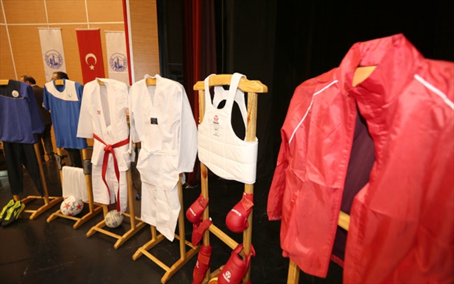 Spor Kulüplerine Malzeme Yardımı