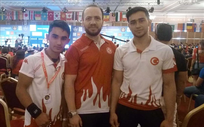 Dünya Üçüncüsü Oldular