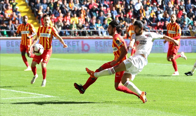 Kayseri-Sivas Maçını 14 Bin Kişi İzledi 