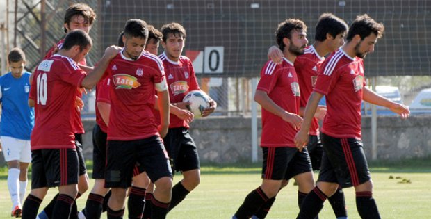 Sivasspor A2 Liginde Fırtına Gibi