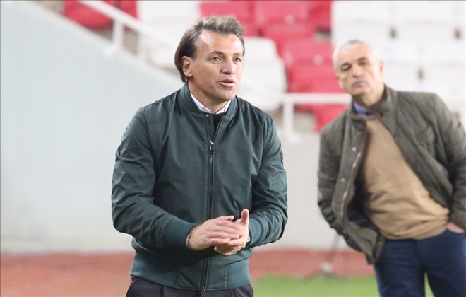 Beklenen İstifa