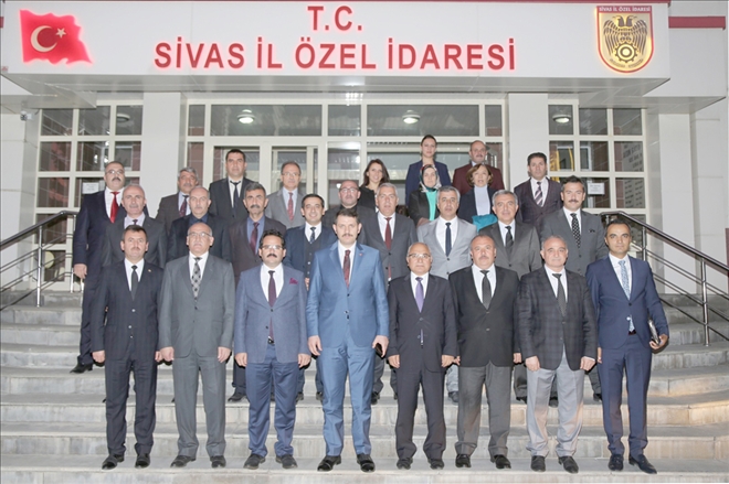 İlk Ziyaret Özel İdare´ye 