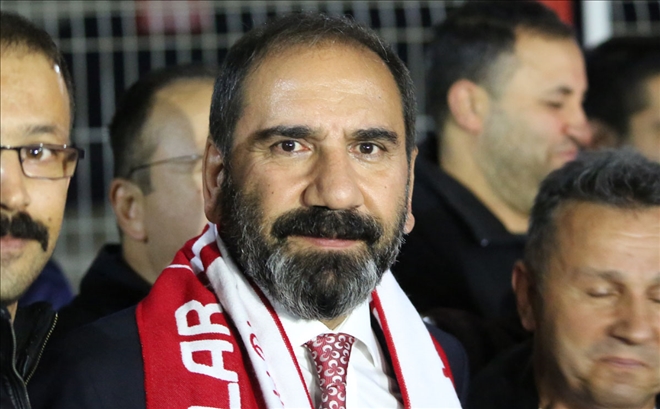 Hakan Hocayla Devam Sinyali