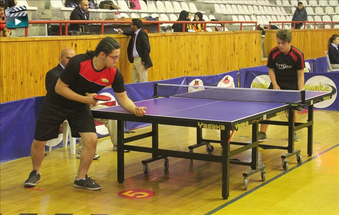 Gençler Tenis´te Buluştu--Video