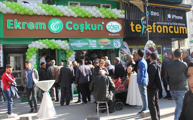 Ucuz Döner İzdihamı 