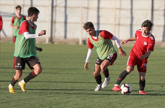Sivasspor, U21 İle Maç Yaptı