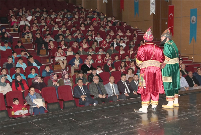 Haciwatt ve Karagöz´ İle Tasarrufa Dikkat Çektiler 