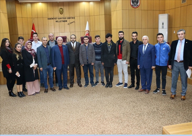 Öğrenciler Meclis Toplantılarına Katıldı 