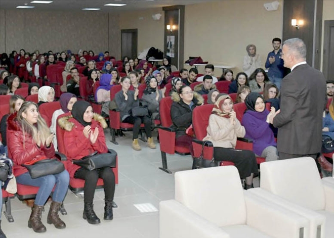 Sosyal Hizmette Girişimciliğin Rolü Anlatıldı