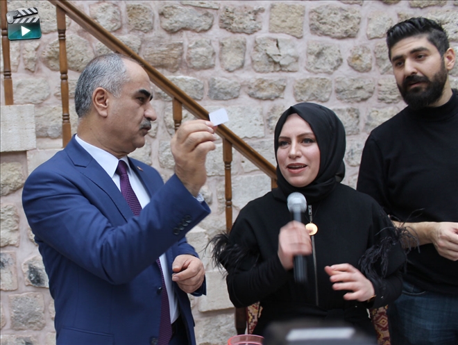 Gelin Adaylarına Hediye Çeki Dağıtıldı--Video