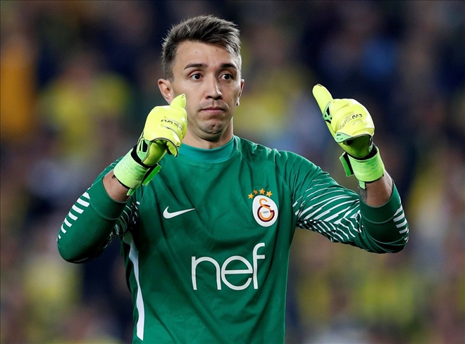 Muslera: Robinho´dan Çekiniyorum