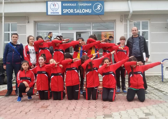 Hentbolcular Çeyrek Finalde
