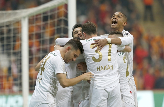 Sivasspor Skoru Lehine Çevirdi