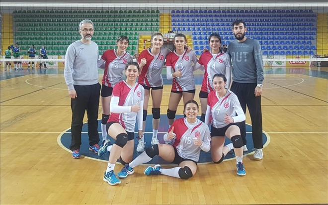 Devre Galibiyetle Başladı
