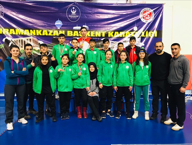 Sivaslı Karateciler 7 Madalya Kazandı