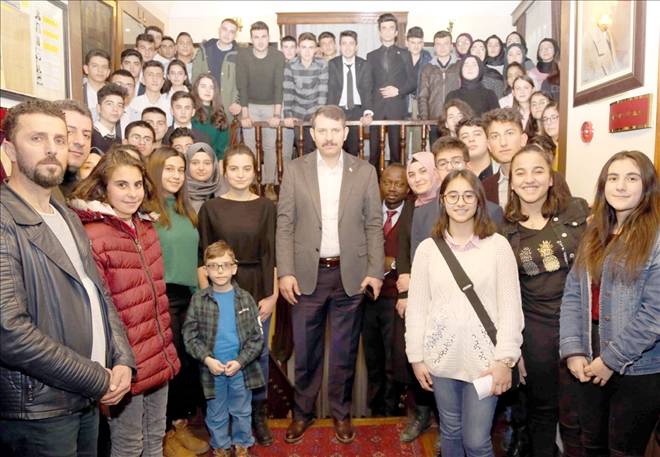 Kitaplarla Haşır Neşir Olun