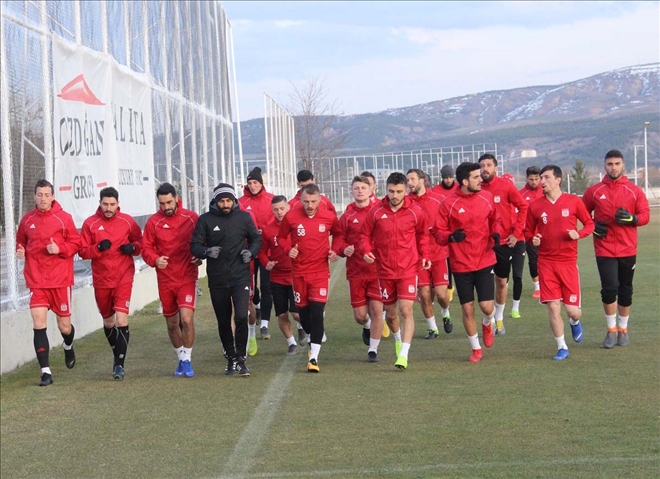 Yiğido, Kanarya´ya Sıkı Hazırlanıyor