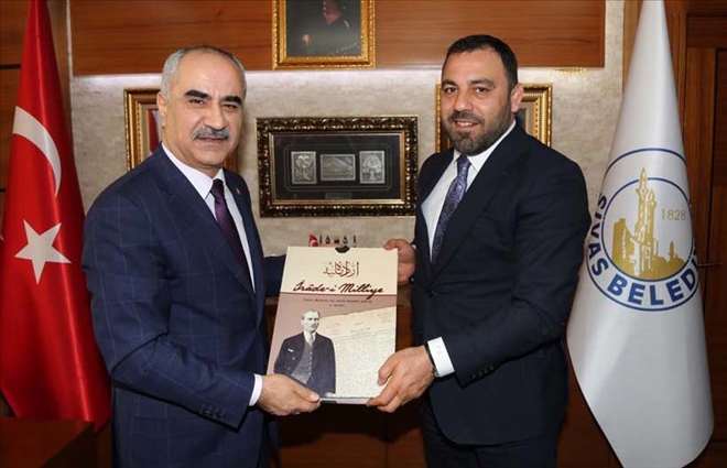 Hizmetler İçin Teşekkür Etti 