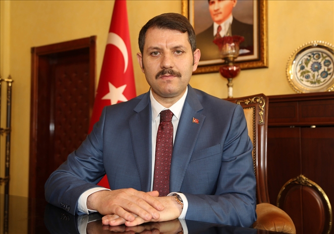 Zaferin Gururunu Yaşıyoruz