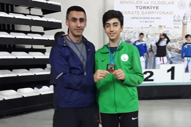 Kaya, Türkiye 2.´si Oldu