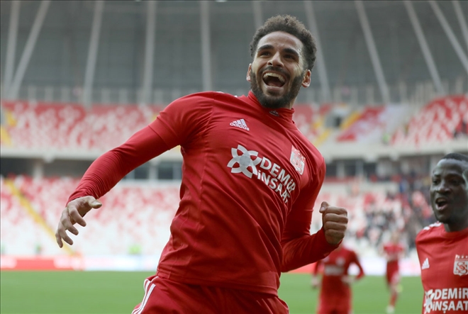 Douglas´a Teklif Yağmuru