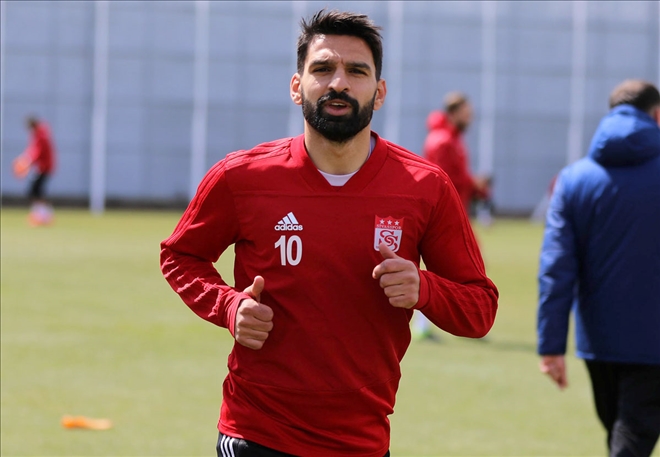 Muhammet Çalışmalara Başladı