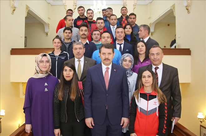 Antrenörlere Başarılar Diledi