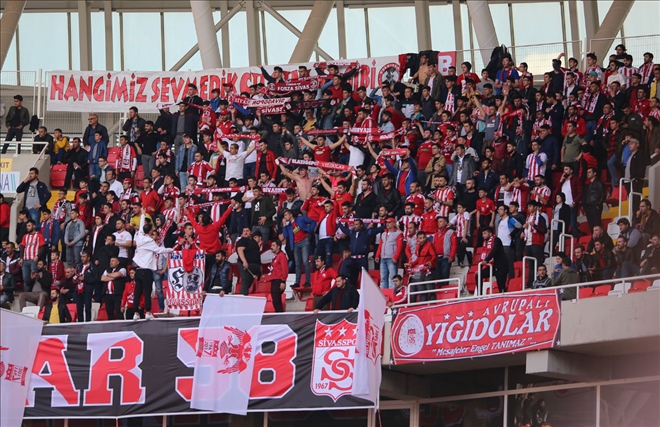 Misafir Tribünü 9,75 Lira 