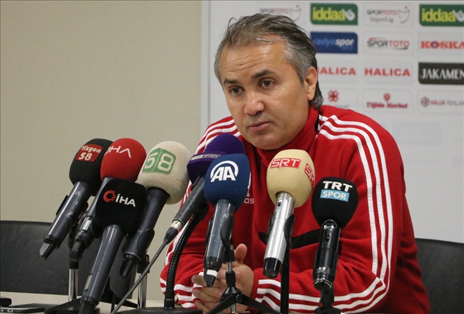 Hakem Çok Düdük Çaldı