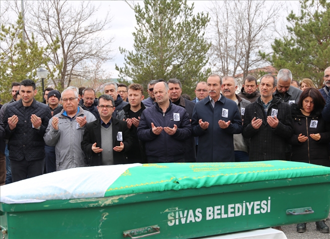 Dualar Eşliğinde Uğurlandı 