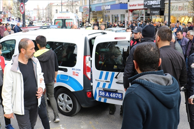 Çarşıda Alacak Verecek Kavgası