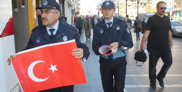 Bayrak Asmanı Unutmayın 