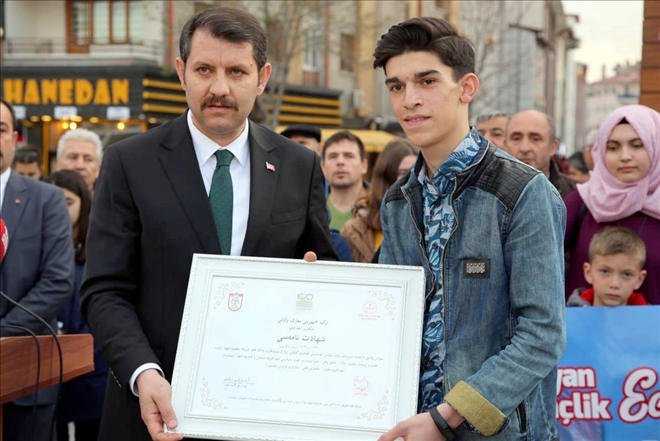 Şehit Öğrencilere Temsili Diploma  