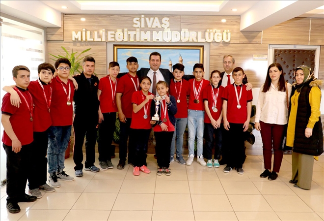 Savaşçı, Şampiyon Takımı Kutladı