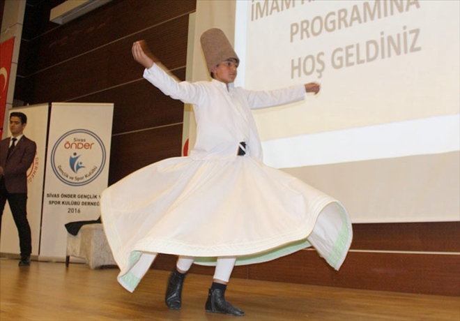 Semazen Gösterisine Büyük İlgi 