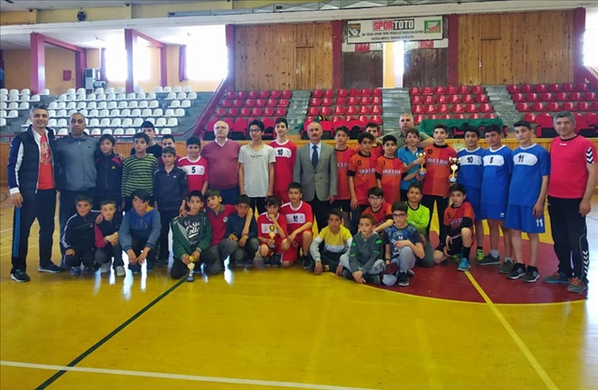 Hentbolda Şampiyonlar Belli Oldu