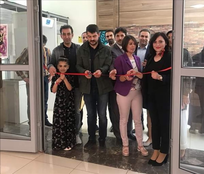 Öğrencilerden  Ebru Sergisi